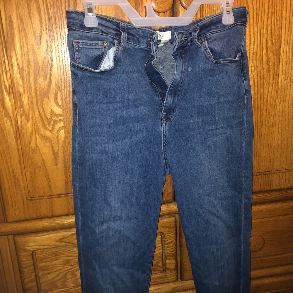 F21 High Waisted Jeans